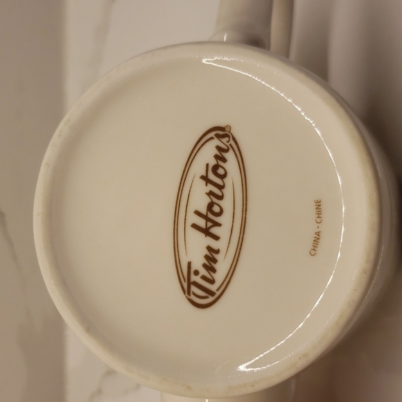 𝅺vintage Tim Horton's Coffee Tea Pot White Brown lid 5"h x 9"w - Picture 11 of 11